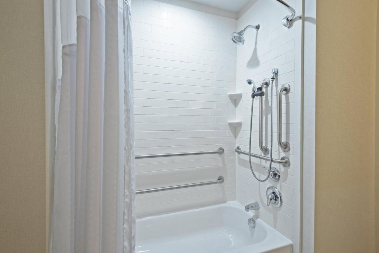 Holiday Inn Express & Suites New Cumberland By Ihg Luaran gambar